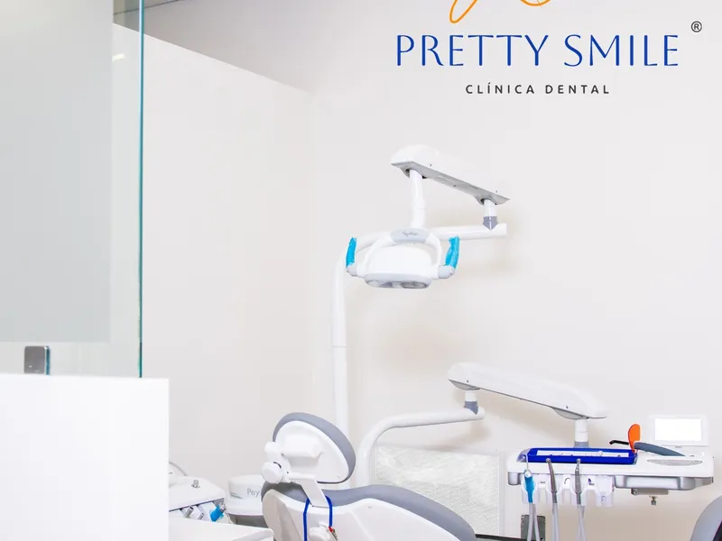 Modern dental operatory equipped for implant procedures